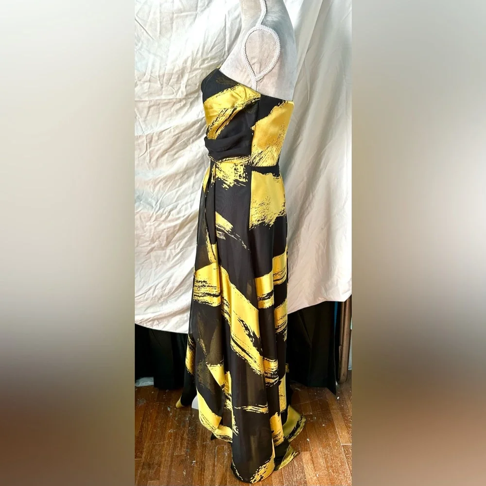 Donna Karan Black, Gold Metallic Paintbrush Strapless Gown, Size M - Picture 4 of 10
